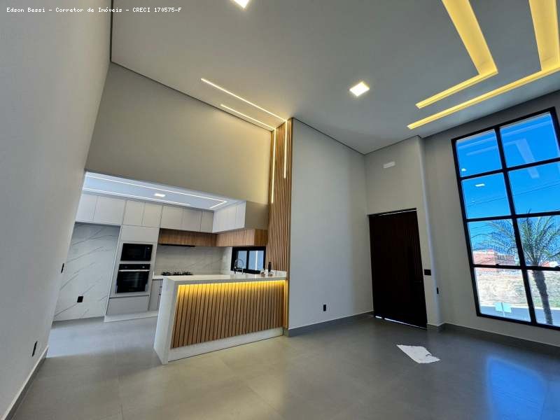 Casa em Condomínio